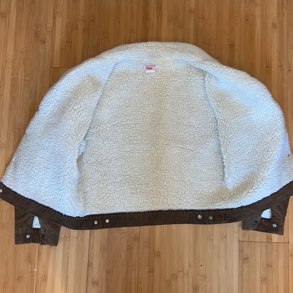 SOLD Levi’s Vintage Corduroy Sherpa Jacket - Picture 6 of 14